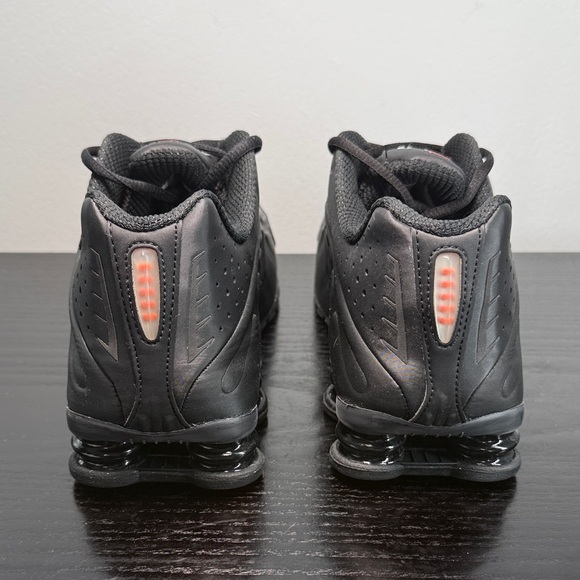 Nike Shox R4 - Picture 4 of 7